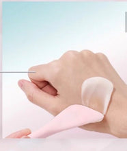 Load image into Gallery viewer, 4 in 1 Baby bear Applicator, Brush, Exfoliator & Spatula